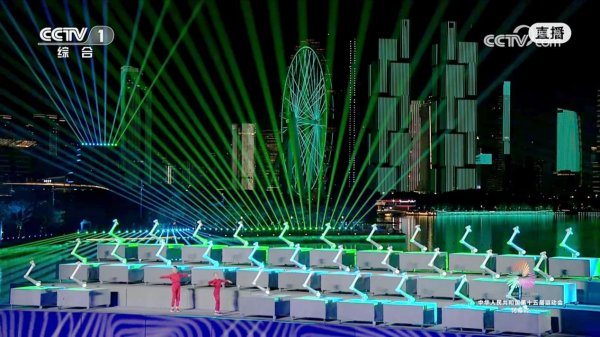 智云理财 破界协同，精准制胜：揭秘越疆机器人全运会海上高空双舞台背后的国家级技术标杆